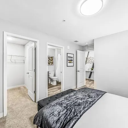 2Br Unit With Game Machine With Pool And Gym Access-602 Apartment Cleveland Exterior photo