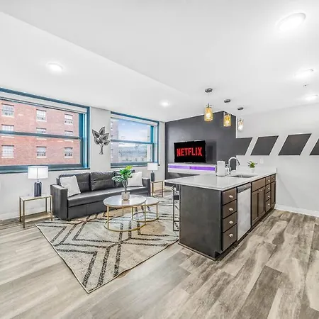 2Br Unit With Game Machine With Pool And Gym Access-602 Apartment Cleveland Exterior photo